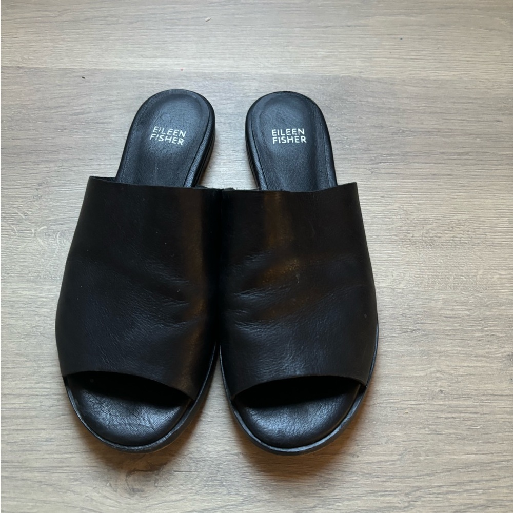 Eileen Fisher Black Leather Sandals Size 8 1/2, leather slip on shoes